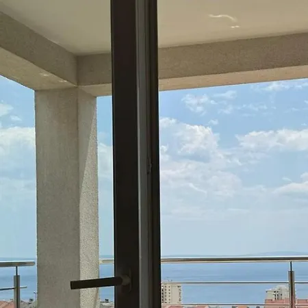 Sunny Day Self Check In Apartment Rijeka Exterior photo